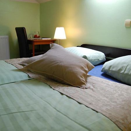 Rooms Hiša Divino Ptuj Buitenkant foto