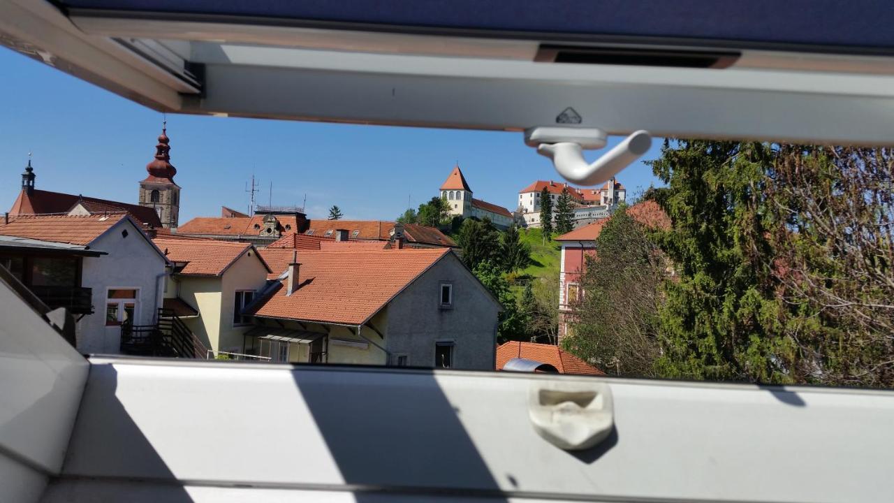 Rooms Hiša Divino Ptuj Buitenkant foto