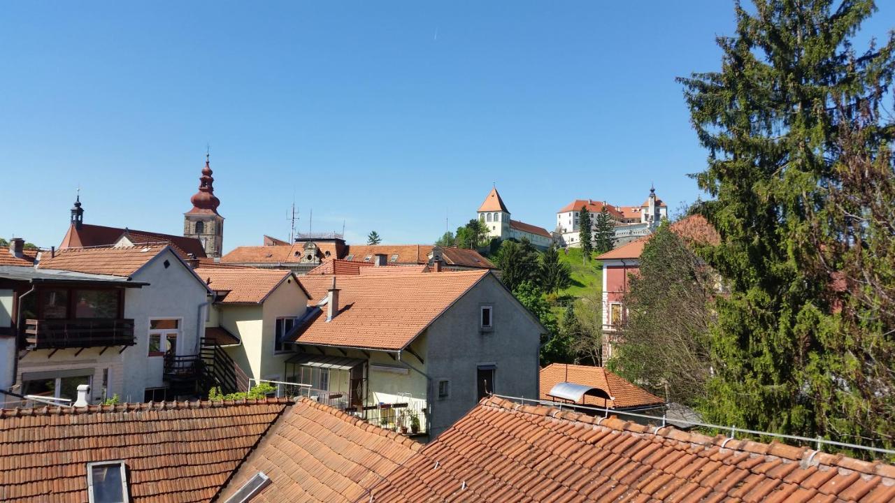 Rooms Hiša Divino Ptuj Buitenkant foto