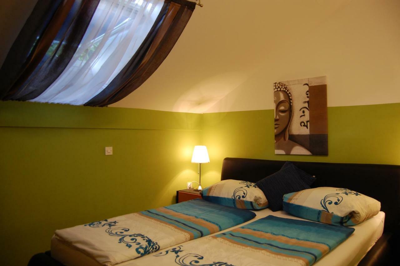 Rooms Hiša Divino Ptuj Buitenkant foto